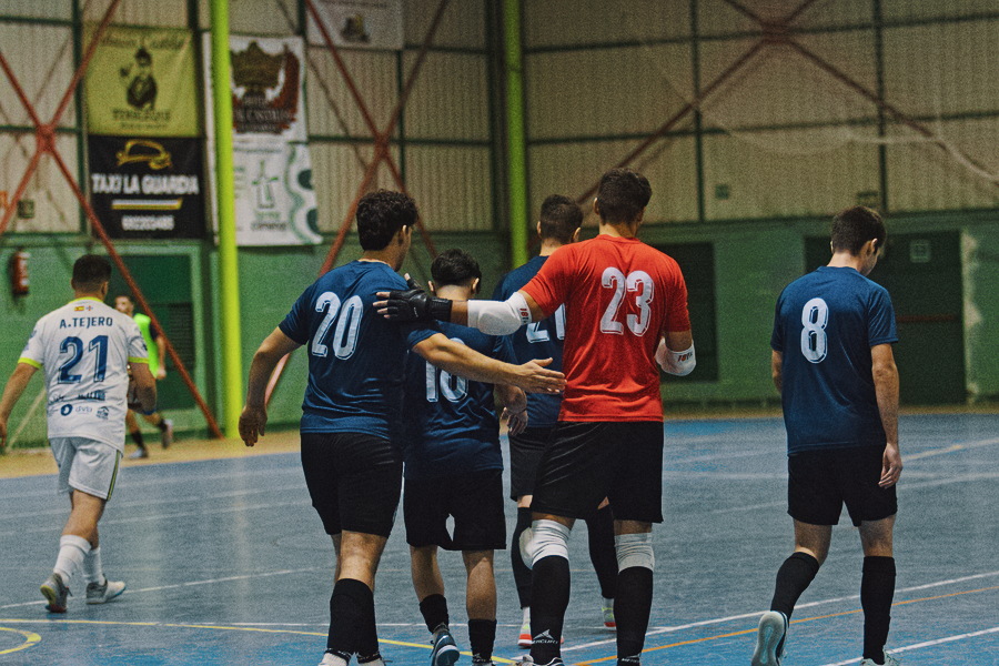 Solidez, madurez y pegada: Los Yébenes FS asalta La Guardia con un 2-5 incontestable