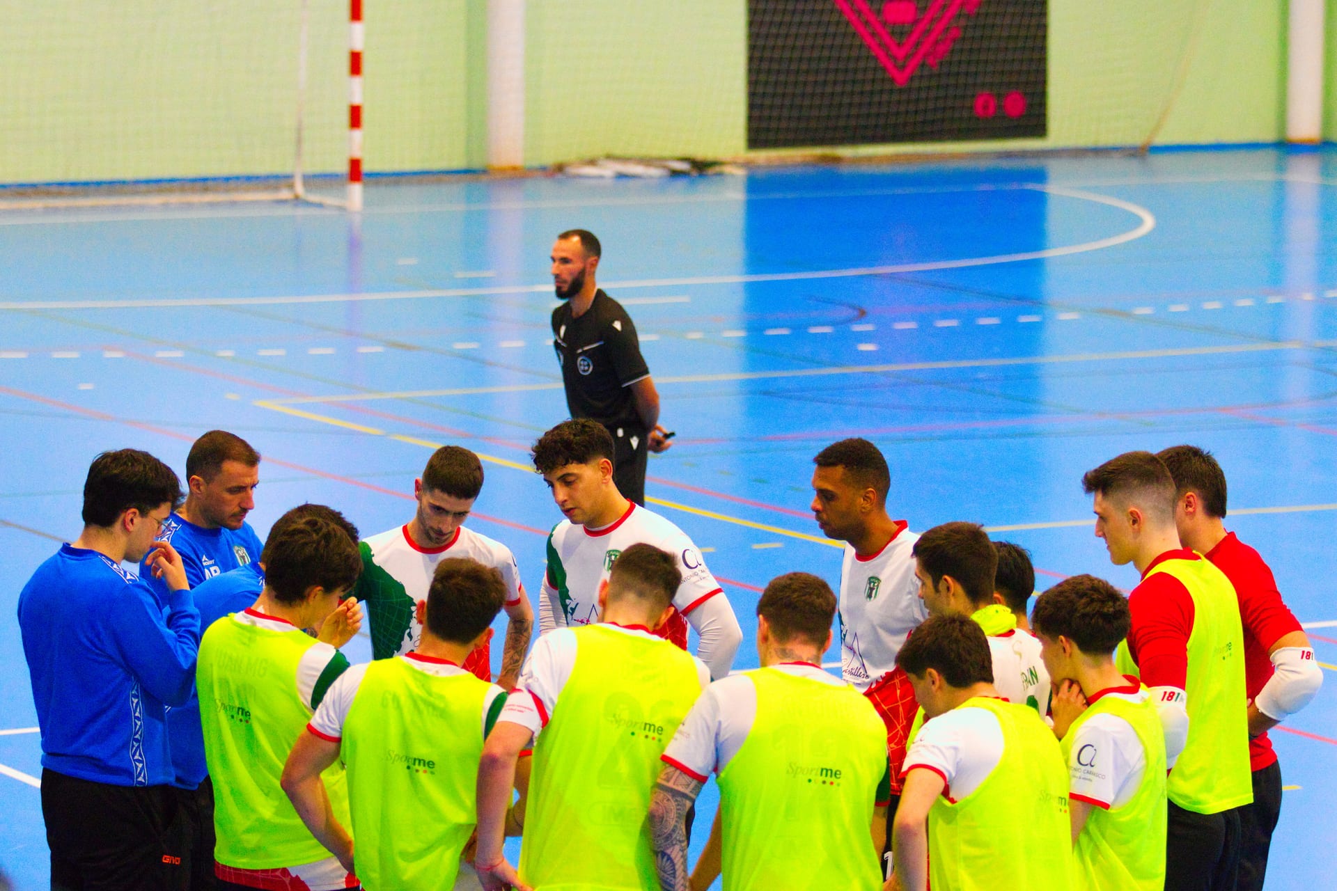 Victoria por la mínima en un partido lleno de alternativas